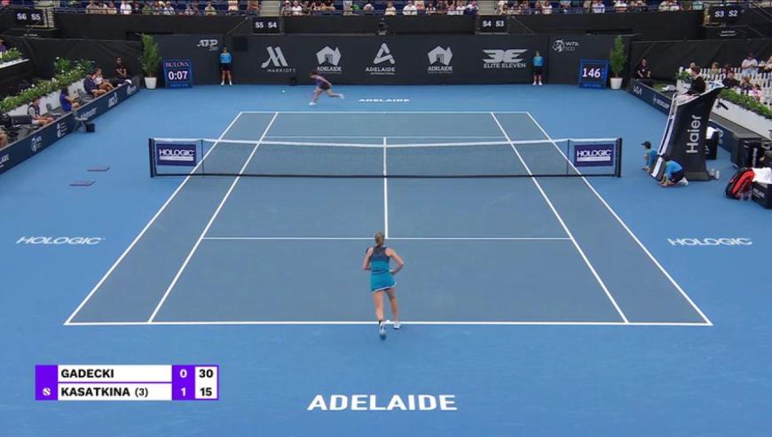 临尴尬局面 临尴尬局面