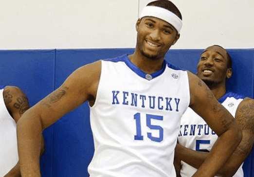 场的首场比 场的首场比