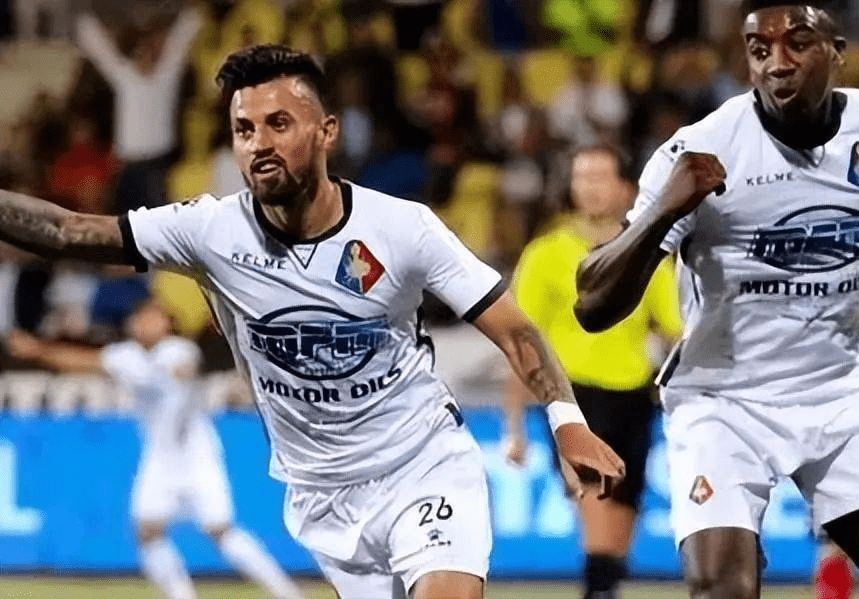 和雨战中 和雨战中